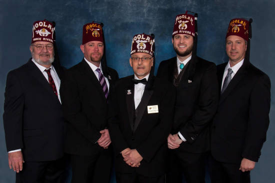 Local News: Three Rivers Shrine Club installs officers, names its Shriner  of the Year (1/24/20) | Daily American Republic