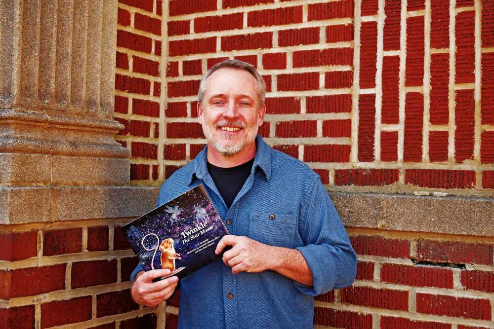 Local author, artists publish children's book about the night sky